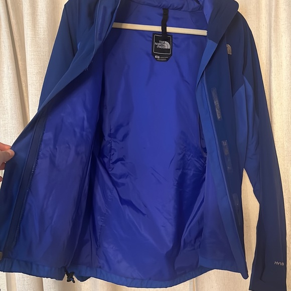 The North Face HyVent Jacket | Size S - Picture 4 of 4